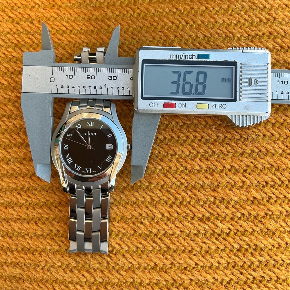 GUCCI stainless steel DRESS watch🔥🔥 - Picture 4 of 15